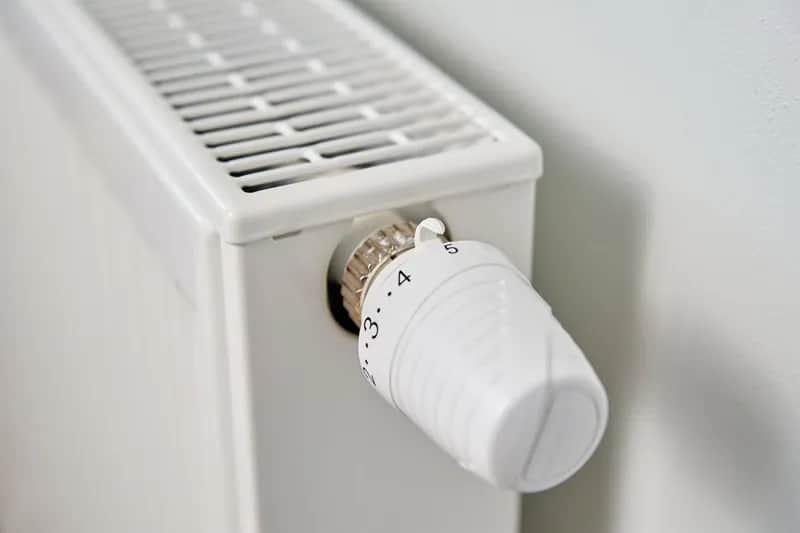 Jakie ogrzewanie elektryczne do mieszkania: wybierz najlepsze rozwiązanie