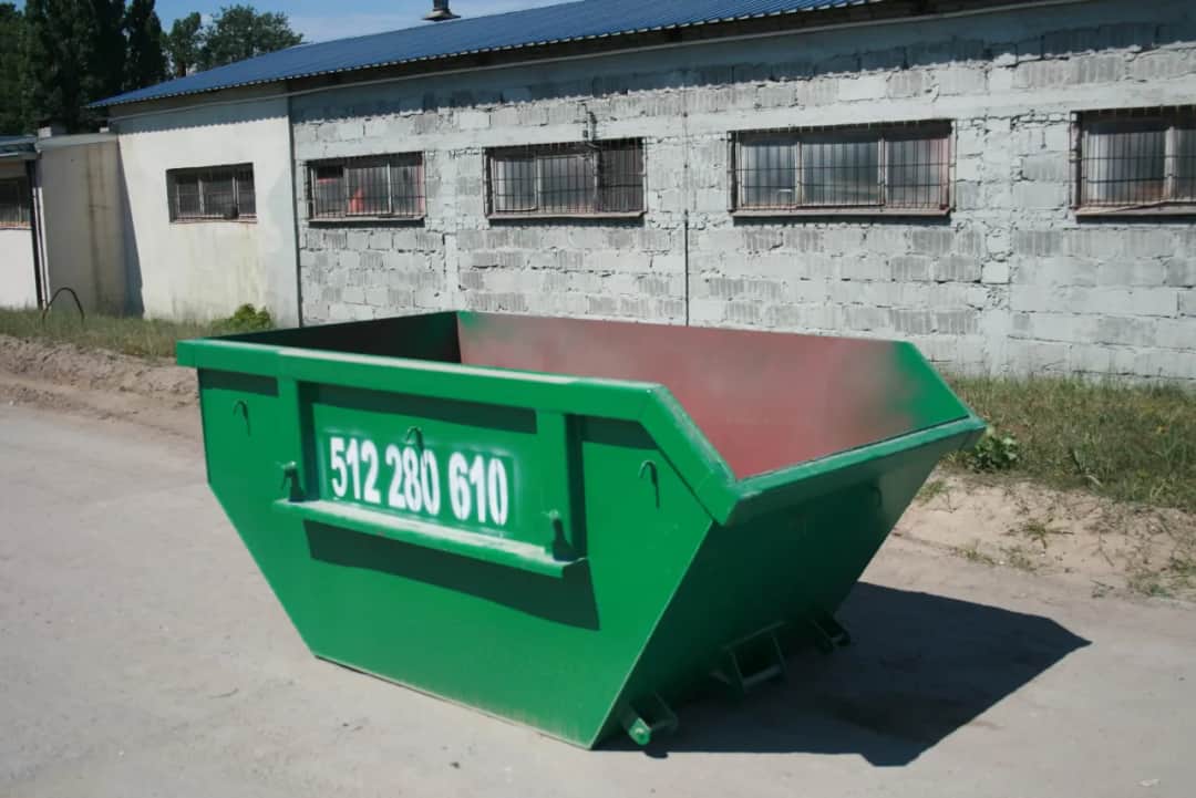 Ile kosztuje wynajem kontenera na śmieci? Sprawdź ceny i oszczędź