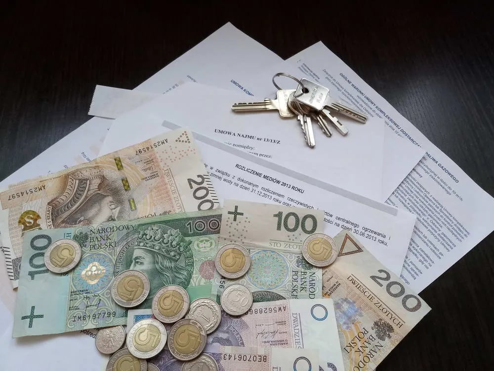 Ile kosztują rachunki w bloku? Zaskakujące wydatki, które musisz znać