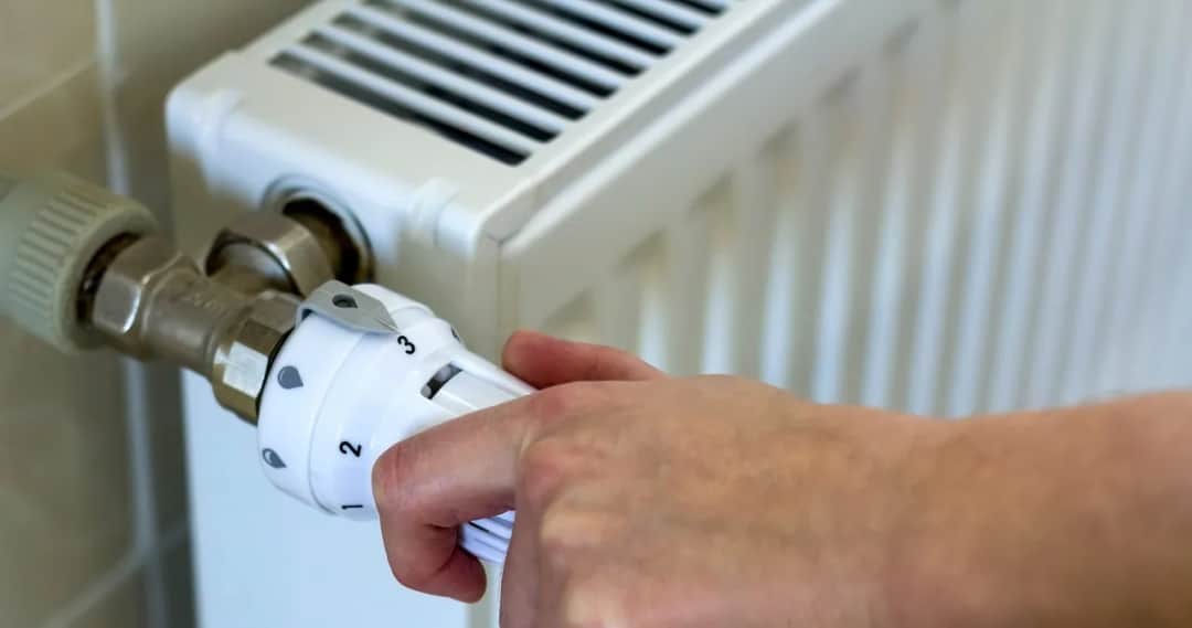 Kiedy ogrzewanie w bloku? Sprawdź, co musisz wiedzieć, aby nie zmarznąć