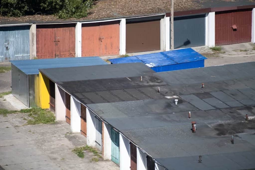 Ile kosztuje wynajem garażu murowanego? Poznaj ukryte ceny i lokalizacje